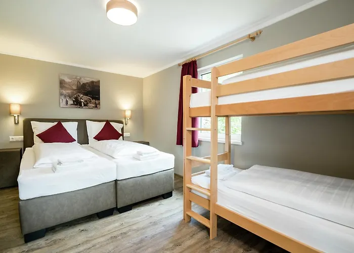 Chalet In Bruck Near Zell Am Slopes *